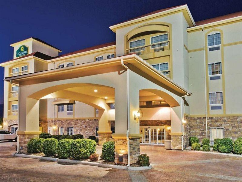 La Quinta Inn And Suites By Wyndham - Schertz Ngoại thất bức ảnh