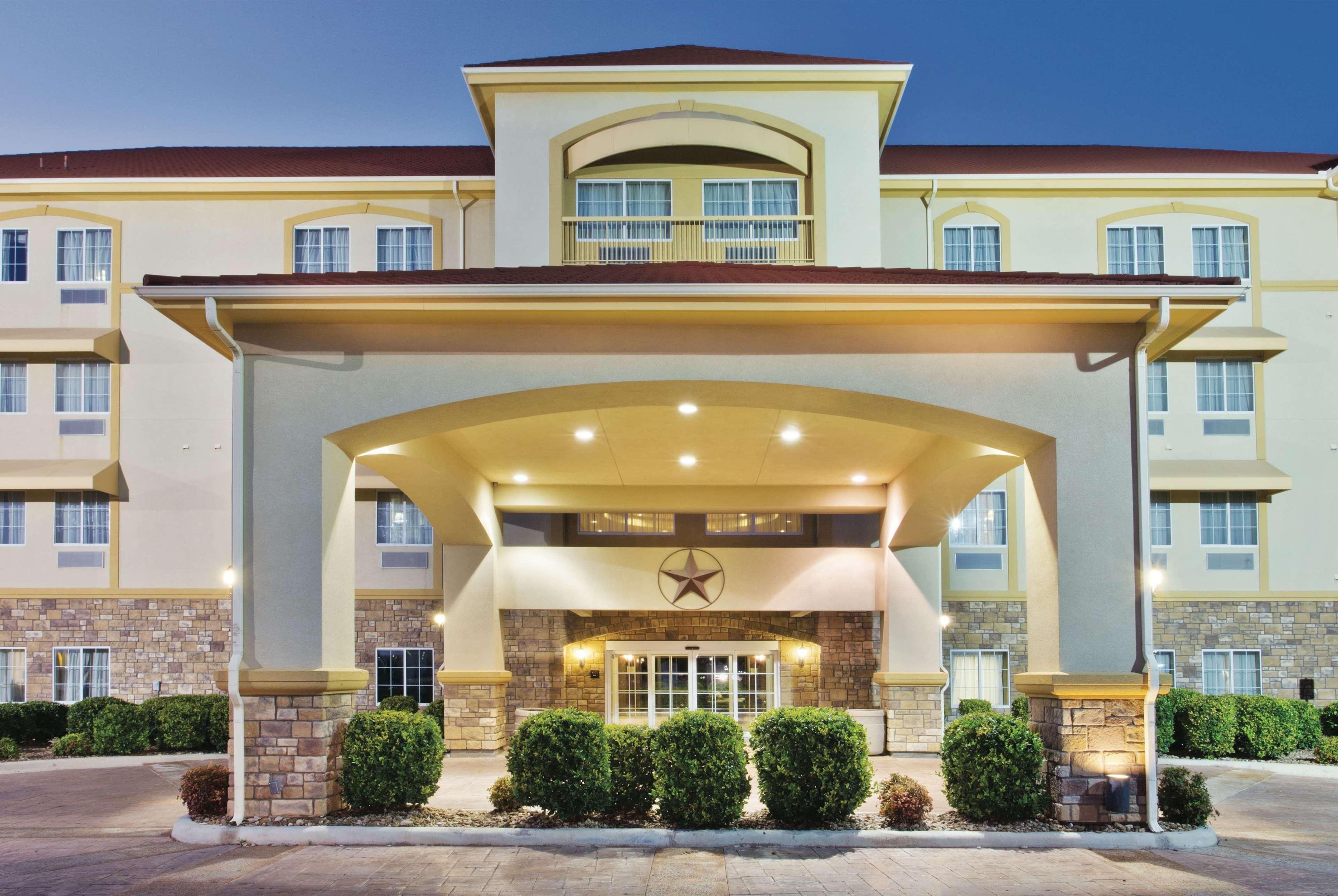 La Quinta Inn And Suites By Wyndham - Schertz Ngoại thất bức ảnh